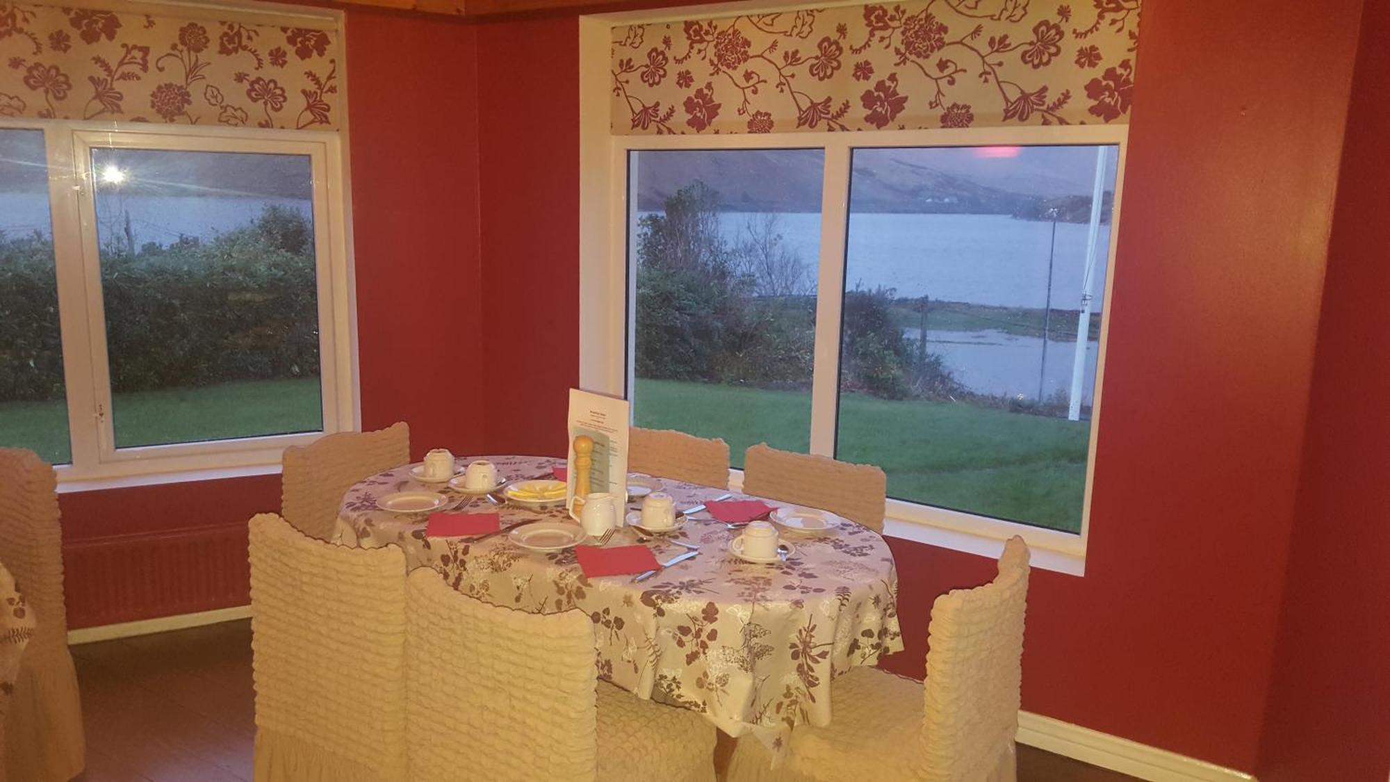Portfinn Lodge Leenaun Bagian luar foto