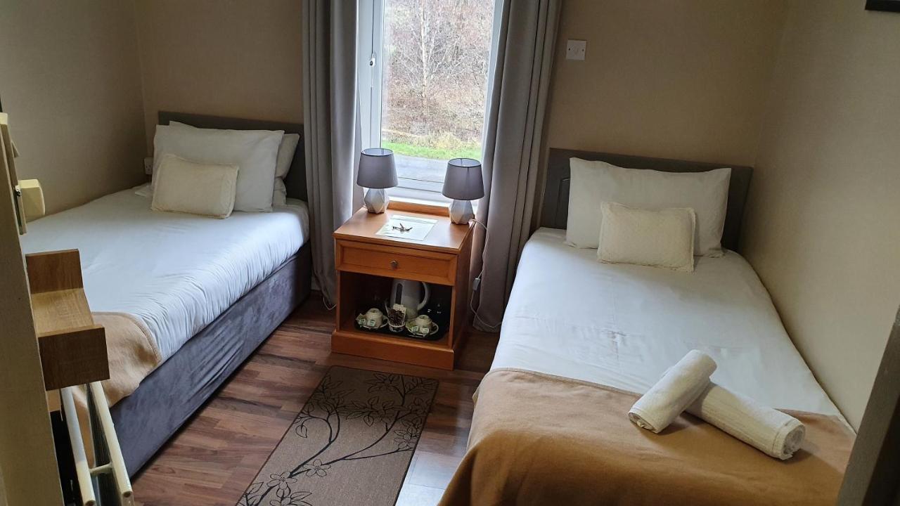 Portfinn Lodge Leenaun Bagian luar foto
