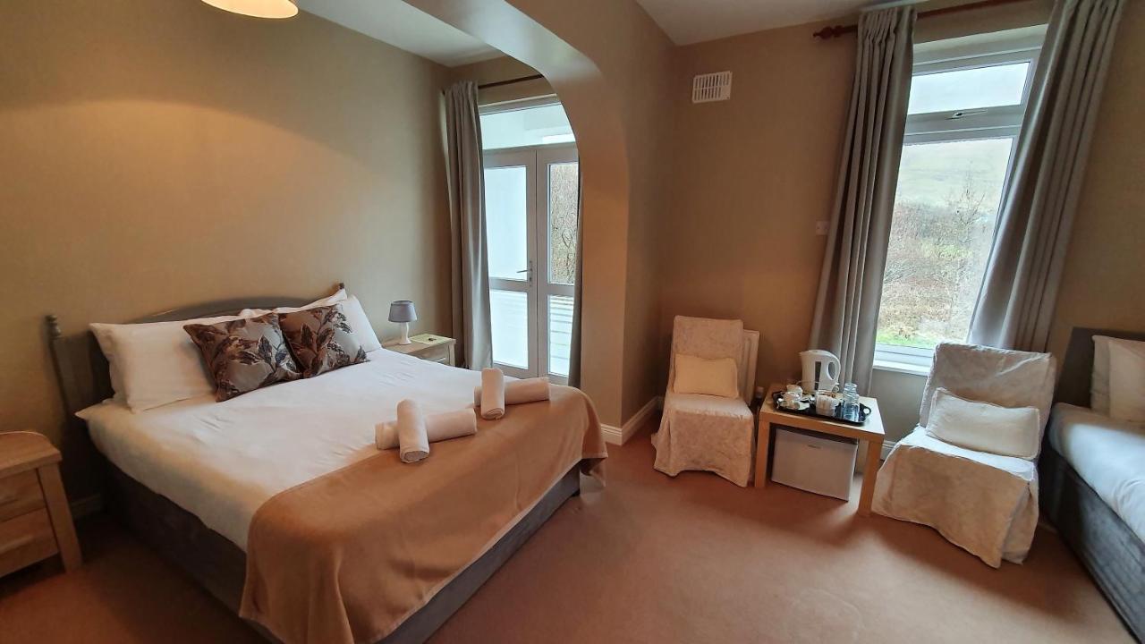 Portfinn Lodge Leenaun Bagian luar foto